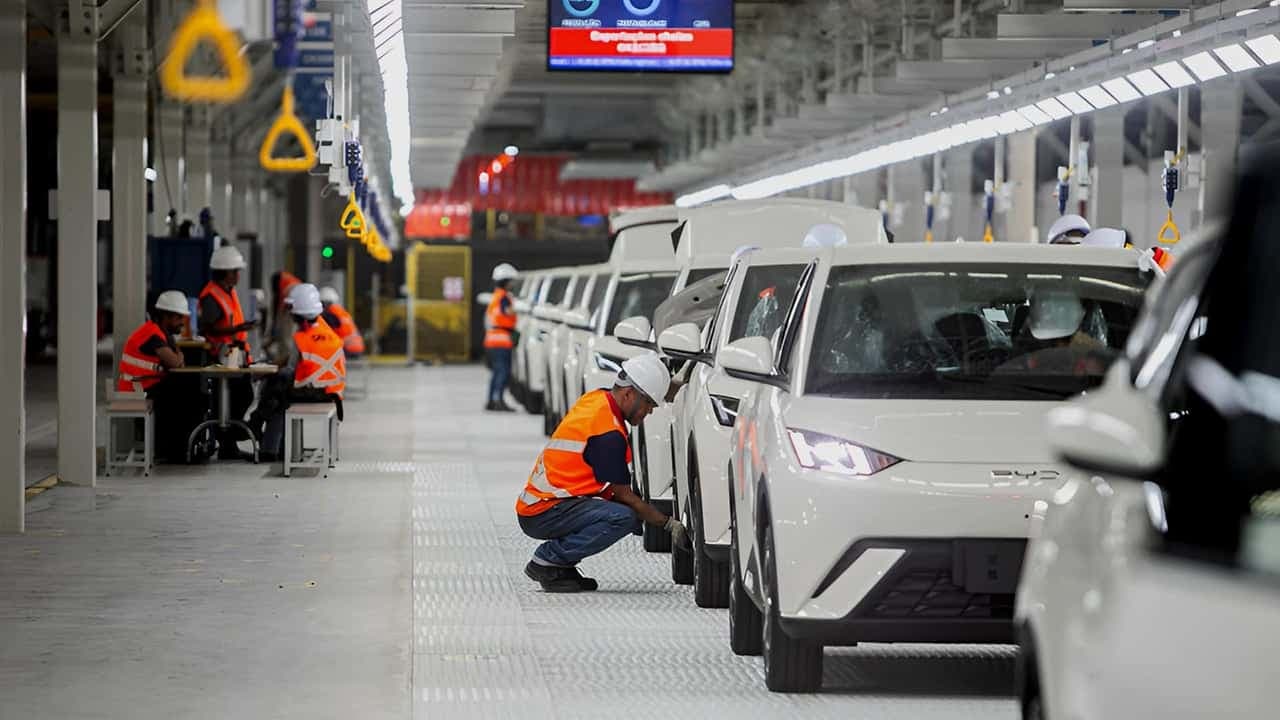 A produção automotiva brasileira acelera rumo à era elétrica e autônoma, projeta Anfavea